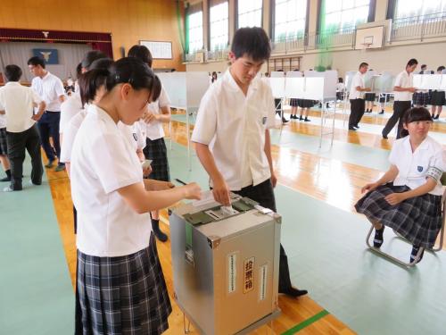 松阪商業高校の2018年後期生徒会役員選挙で啓発を実施しましたの画像4