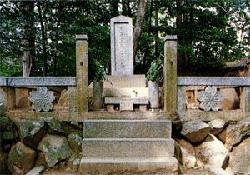 本居宣長の奥墓の写真