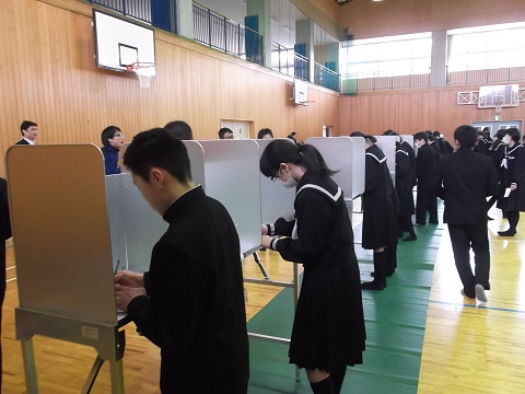 三雲中学校の平成29年度前期生徒会役員選挙で啓発を実施しましたの画像3