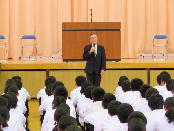 三雲中学校の平成30年度後期生徒会役員選挙で選挙啓発を実施しましたの画像1