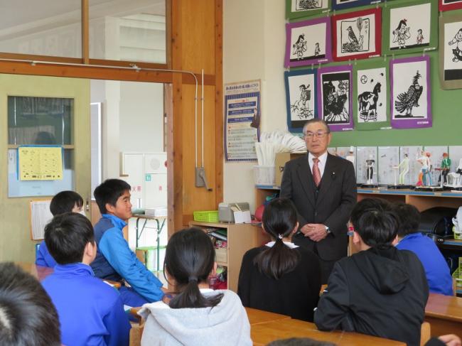 豊地小学校で選挙出前授業を実施しましたの画像1