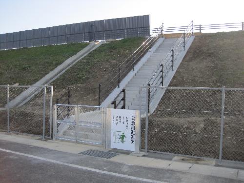 避難階段3津屋城函渠（かんきょ）付近の写真