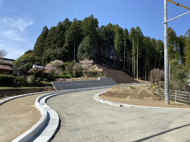 東出線道路改良工事完成写真