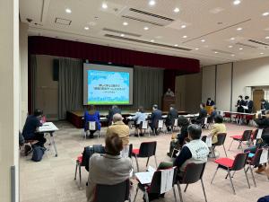 スーリヤ 発表中