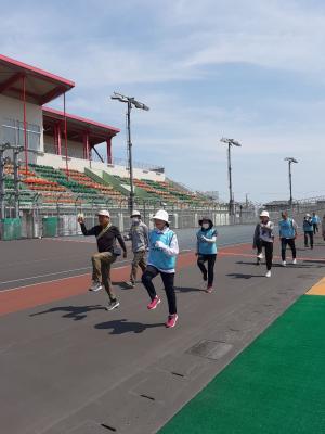 競輪場でのウオーキング