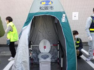 マンホールトイレ完成写真
