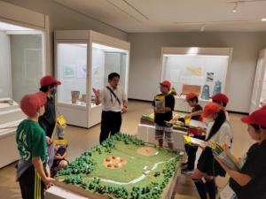 はにわ館での展示説明の写真