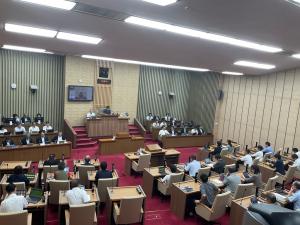 本会議(一日目)