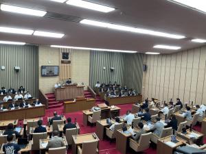 本会議(二日目)