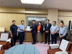 南勢志摩水道用水供給事業受水費の引下げ等に関する意見書について写真