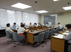 議会運営委員会写真