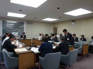 議会運営委員会写真