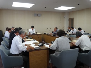 議会運営委員会写真