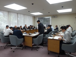 議会運営委員会写真