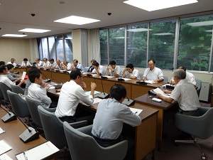 議会改革特別委員会写真