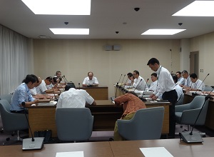 議会運営委員会写真