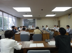 議会運営委員会写真