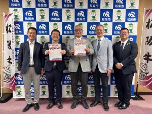 柳本晶一氏