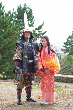 氏郷まつり　氏郷と冬姫の写真